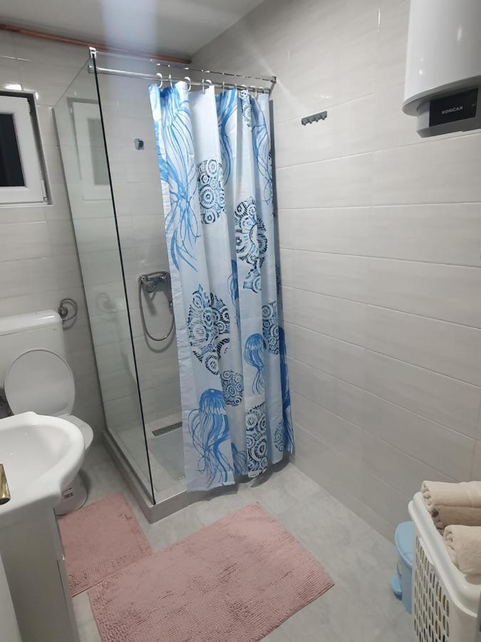 Apartmani Podvisoki 维索科 外观 照片